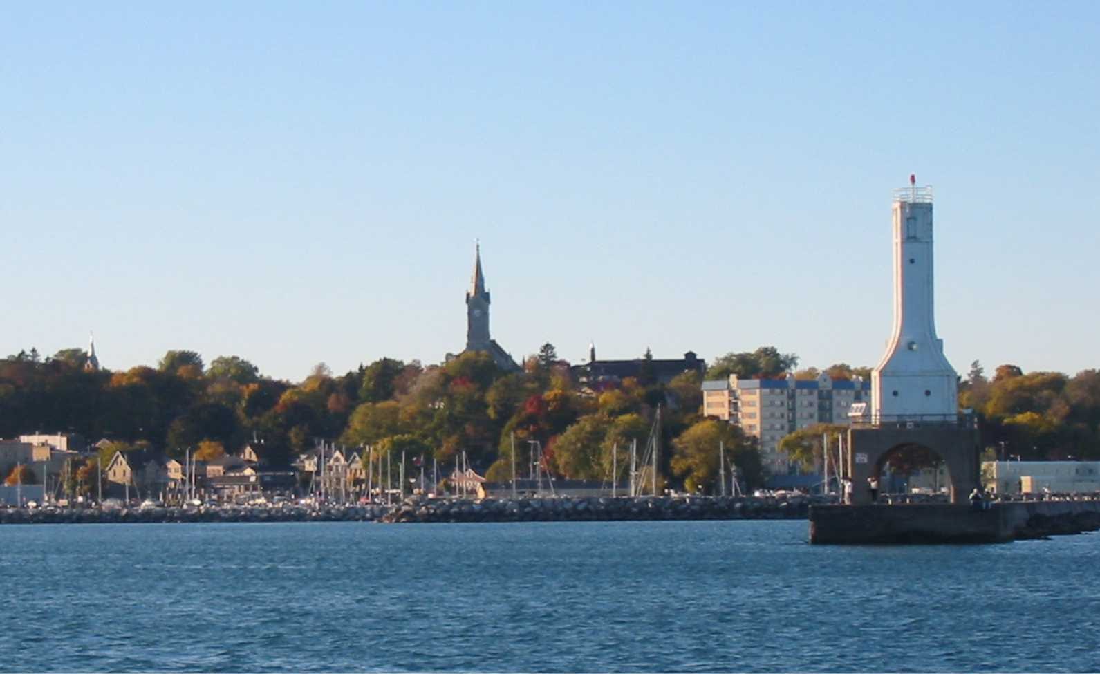 A photo of the city of Port Washington taken from the lake. 
